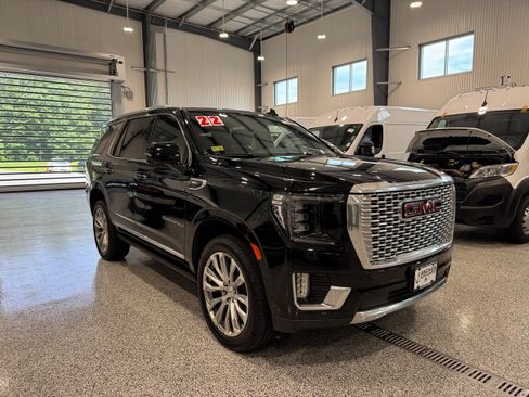 Used 2022 GMC Yukon Denali AWD/4WD image 3