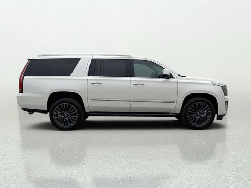 Used 2020 Cadillac Escalade ESV Platinum RWD image 8