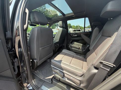 Used 2023 Chevrolet Tahoe High Country AWD/4WD image 14