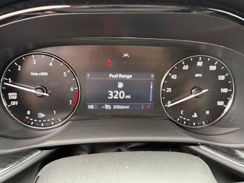 Used 2023 Buick Envision Preferred image 9