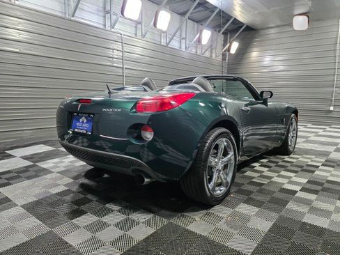Used 2009 Pontiac Solstice Convertible w/ Premium Package RWD image 6