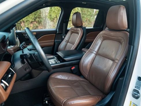Used 2022 Lincoln Aviator Grand Touring w/ Equipment Group 301A image 35