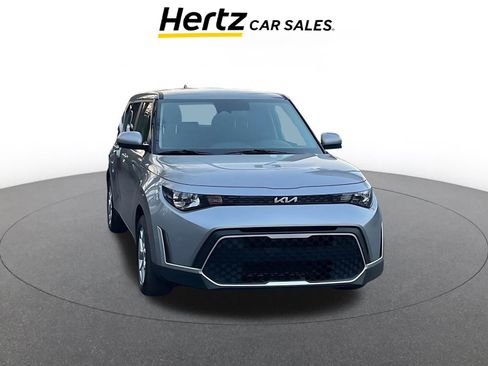 Used 2025 Kia Soul LX w/ LX Technology Package image 1