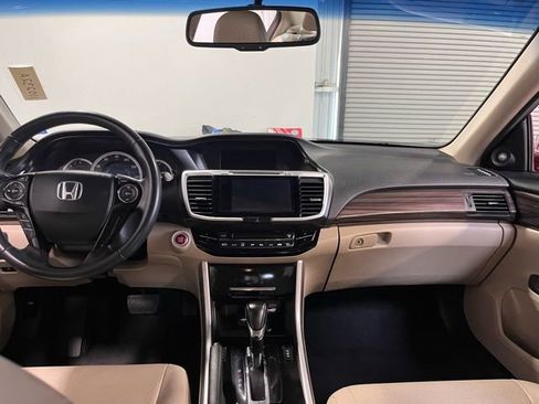 Used 2016 Honda Accord EX-L image 21