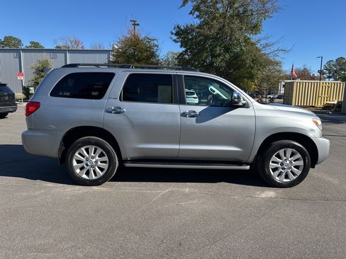 Used 2016 Toyota Sequoia Platinum image 8