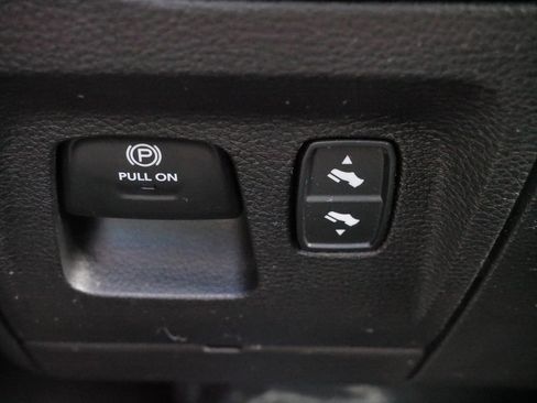 Used 2022 RAM 1500 Big Horn image 27