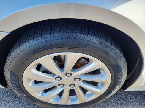 Used 2016 Buick LaCrosse Leather image 16