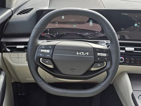 New 2026 Kia Sportage SX Prestige AWD/4WD image 16