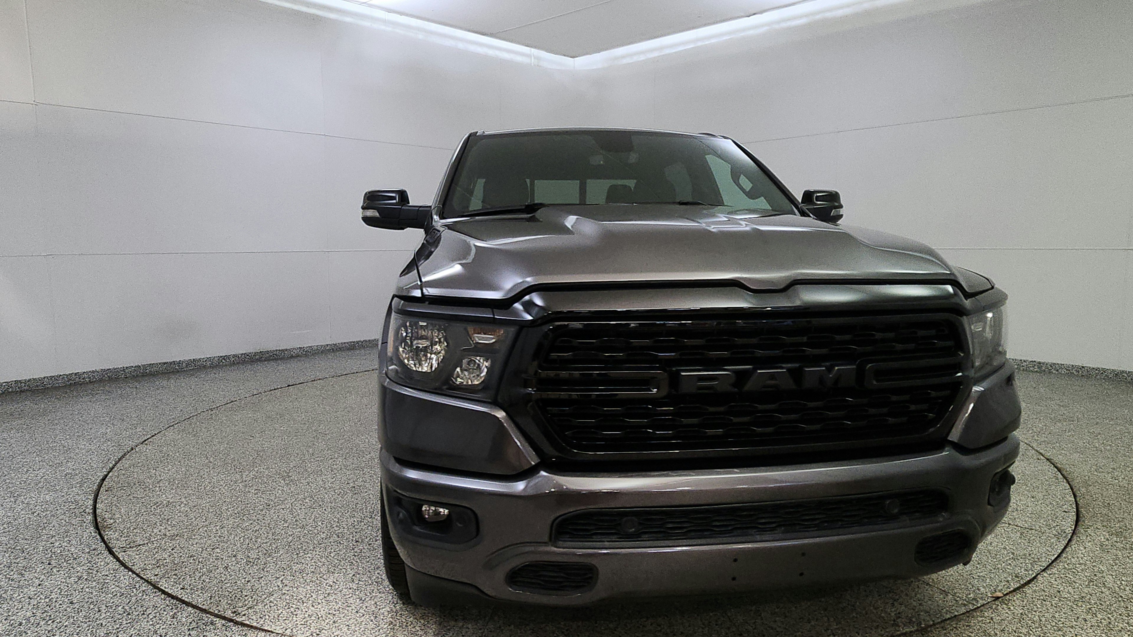 Used 2024 RAM 1500 Big Horn AWD/4WD image 2