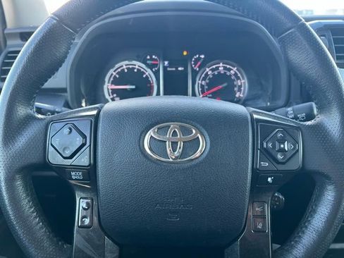 Used 2020 Toyota 4Runner TRD Off-Road Premium image 18