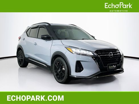 Used 2024 Nissan Kicks SR w/ SR Premium Package image 1