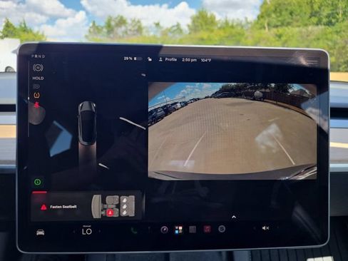 Used 2023 Tesla Model 3 Standard Range RWD image 9