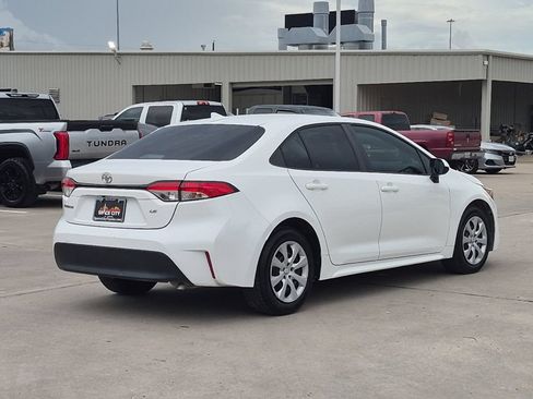 Used 2023 Toyota Corolla LE FWD image 6