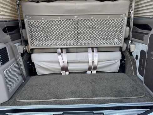 Used 2023 Chevrolet Express 2500 RWD image 18