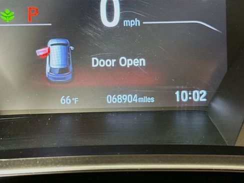 Used 2018 Honda CR-V Touring image 14