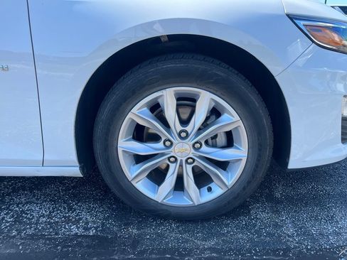 Used 2025 Chevrolet Malibu LT FWD image 30