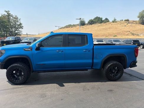 Used 2023 GMC Sierra 1500 AT4X AWD/4WD image 4