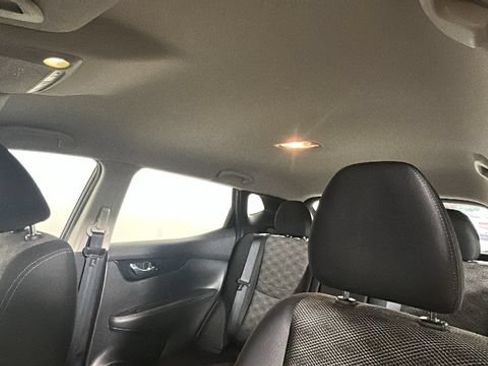 Used 2019 Nissan Rogue Sport SV w/ All-Weather Package AWD/4WD image 12