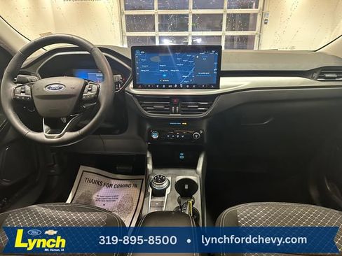 Used 2023 Ford Escape Active w/ Tech Pack #1 AWD/4WD image 9