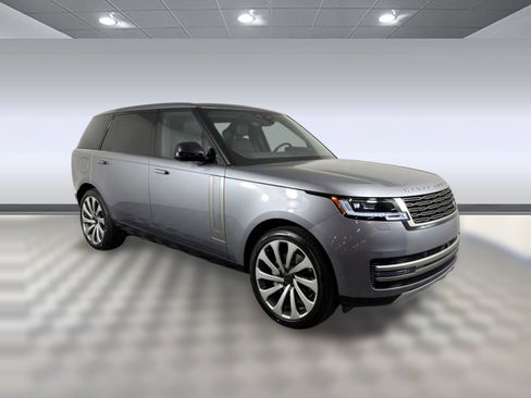 New 2026 Land Rover Range Rover Long Wheelbase SE AWD/4WD image 6