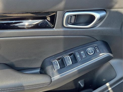 Used 2024 Honda Civic Sport Touring image 13