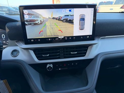 New 2026 Ford Explorer Active w/ Active Comfort Package RWD image 31