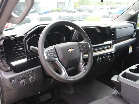 New 2026 Chevrolet Silverado 1500 LT AWD/4WD image 10