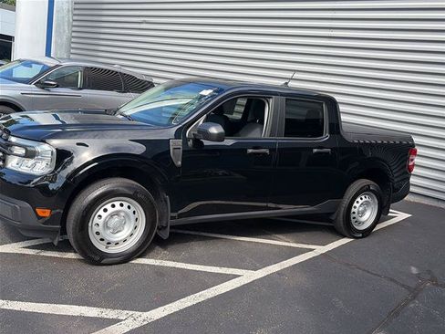 Certified 2024 Ford Maverick XL FWD image 3
