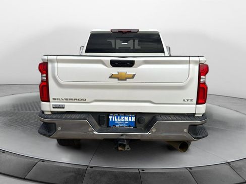 Used 2024 Chevrolet Silverado 2500 LTZ w/ LTZ Convenience Package AWD/4WD image 25