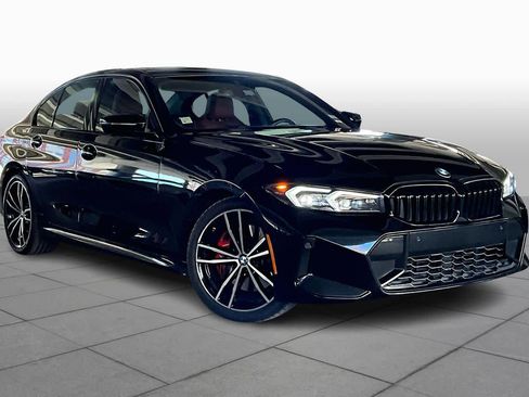 Certified 2023 BMW 330i Sedan w/ M Sport Package image 2
