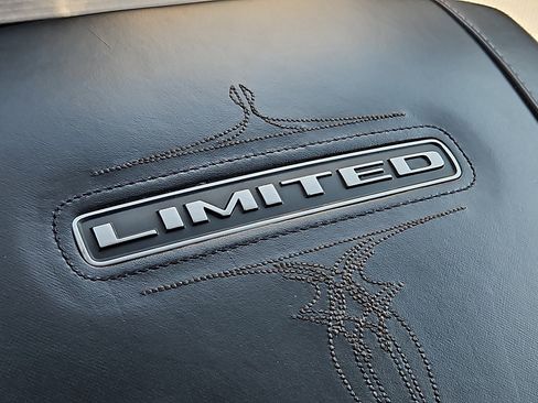 Used 2020 RAM 1500 Limited AWD/4WD image 28