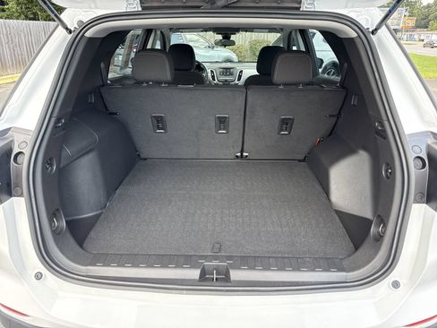 Used 2024 Chevrolet Equinox LS FWD image 26