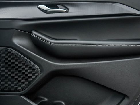 New 2025 Jeep Grand Cherokee L Laredo w/ Luxury Tech Group I image 9