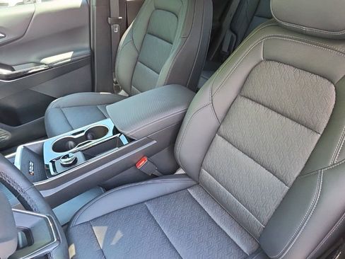 Certified 2026 Chevrolet Equinox LT w/ Convenience Package II FWD image 26