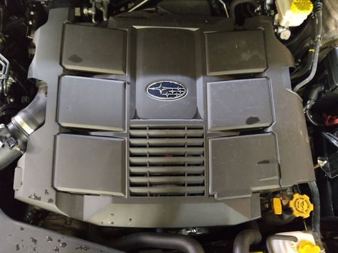 Used 2016 Subaru Outback 3.6R Limited image 30