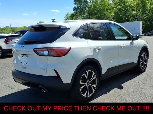 Used 2022 Ford Escape SE w/ SE Sport Appearance Package AWD/4WD image 6