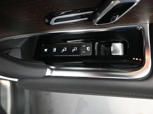 Used 2023 Land Rover Range Rover SE AWD/4WD image 13