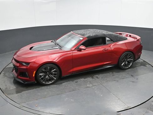 Used 2021 Chevrolet Camaro ZL1 RWD image 40