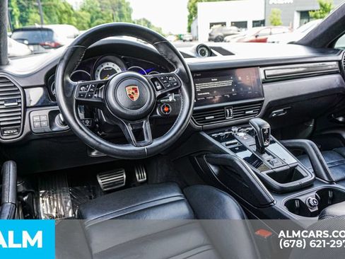 Used 2023 Porsche Cayenne Turbo GT AWD/4WD image 23