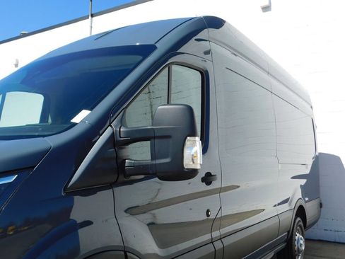 Used 2022 Ford Transit 250 148 High Roof Extended AWD w/ Parcel Delivery Package image 20