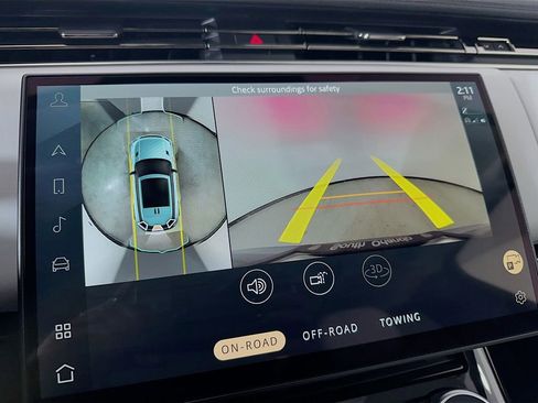 Used 2023 Land Rover Range Rover Sport SE image 17