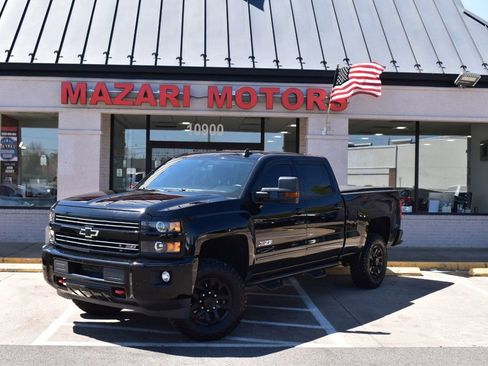 Used 2016 Chevrolet Silverado 2500 LT w/ Midnight Edition image 2