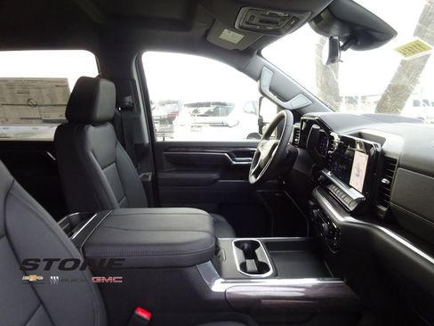 New 2026 Chevrolet Silverado 2500 LTZ w/ Trail Boss Package image 17