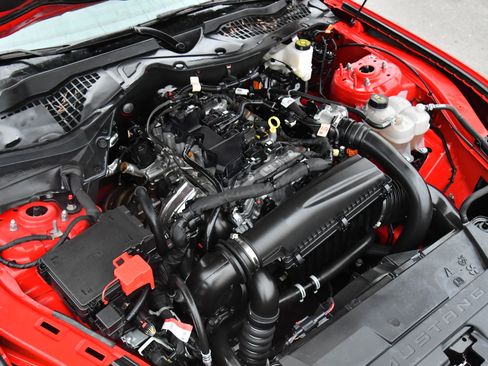 Used 2024 Ford Mustang Premium image 39