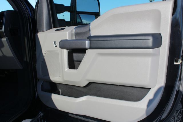 Used 2023 Ford F250 XL w/ STX Appearance Package AWD/4WD image 27