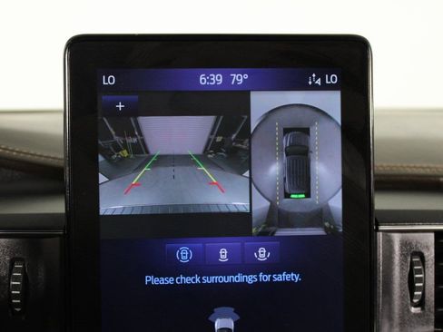 Used 2023 Ford Explorer King Ranch w/ Technology Package image 29