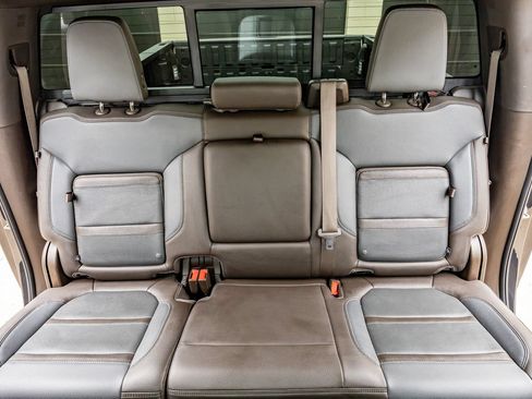 Used 2021 GMC Sierra 2500 Denali w/ Denali Ultimate Package AWD/4WD image 35