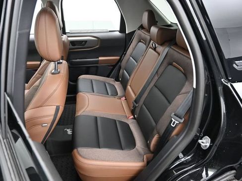 Used 2025 Ford Bronco Sport Outer Banks w/ Outer Banks Tech Package+ AWD/4WD image 24