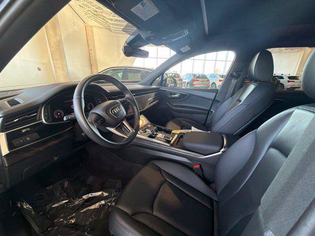 Certified 2023 Audi Q7 2.0T Premium w/ Convenience Package AWD/4WD image 11