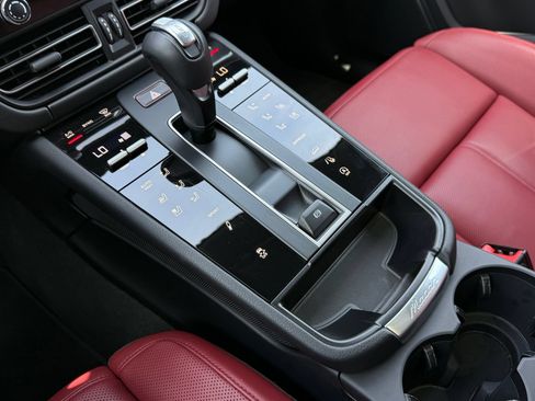 Used 2026 Porsche Macan S AWD/4WD image 22